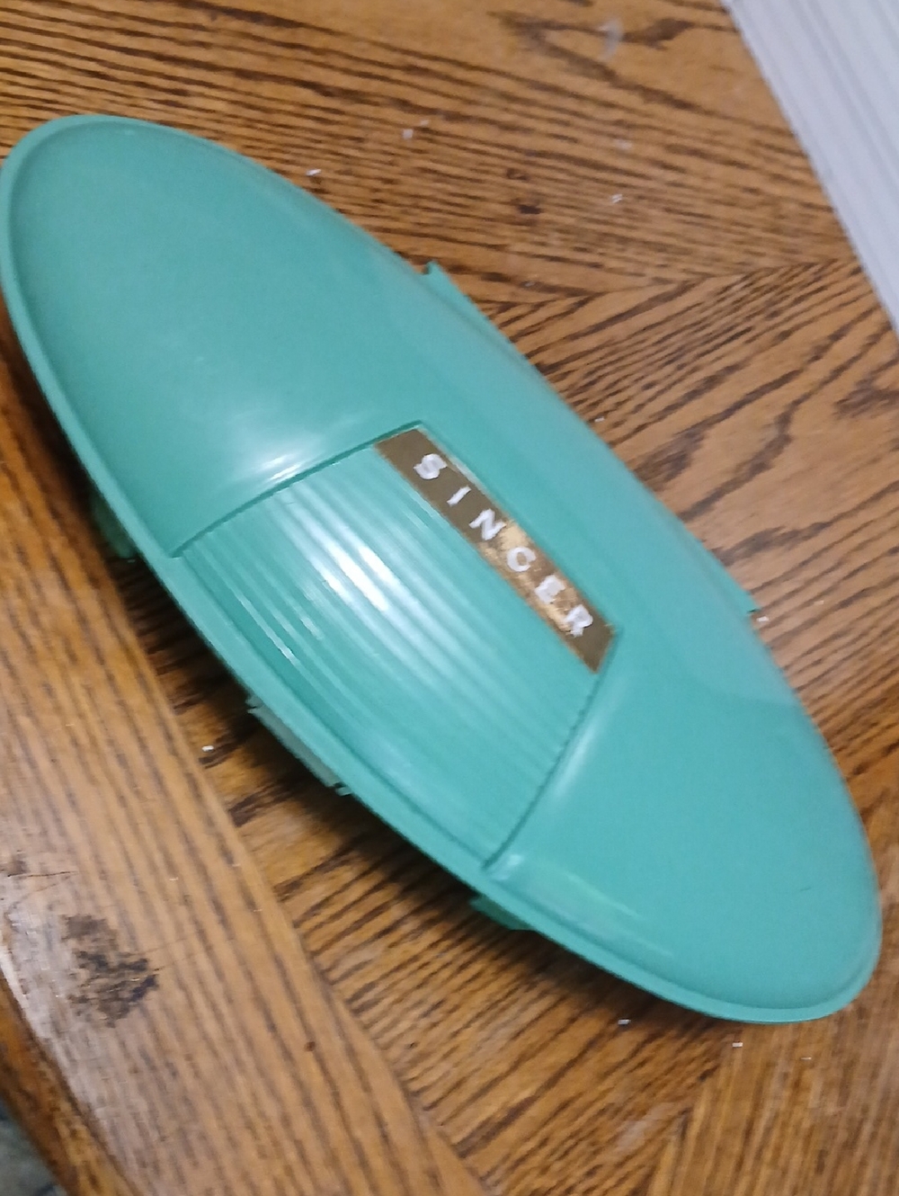 SINGER, Vintage Singer Mini Button holer‎ Sewing Machine Accessory Case - Aqua